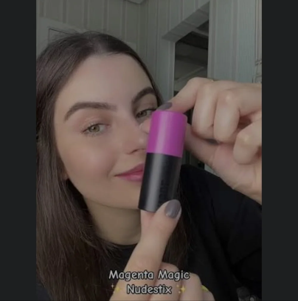 ❇️🧚‍♀️MAGENTA MAGIC Nudestix Nudies Matte & Glow Core NWT